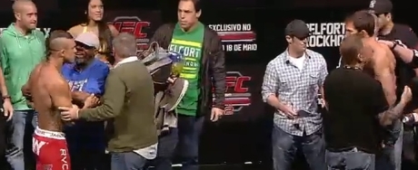 Reprodução Encarada polêmica, empurrão e peladões marcam pesagem do UFC Sul